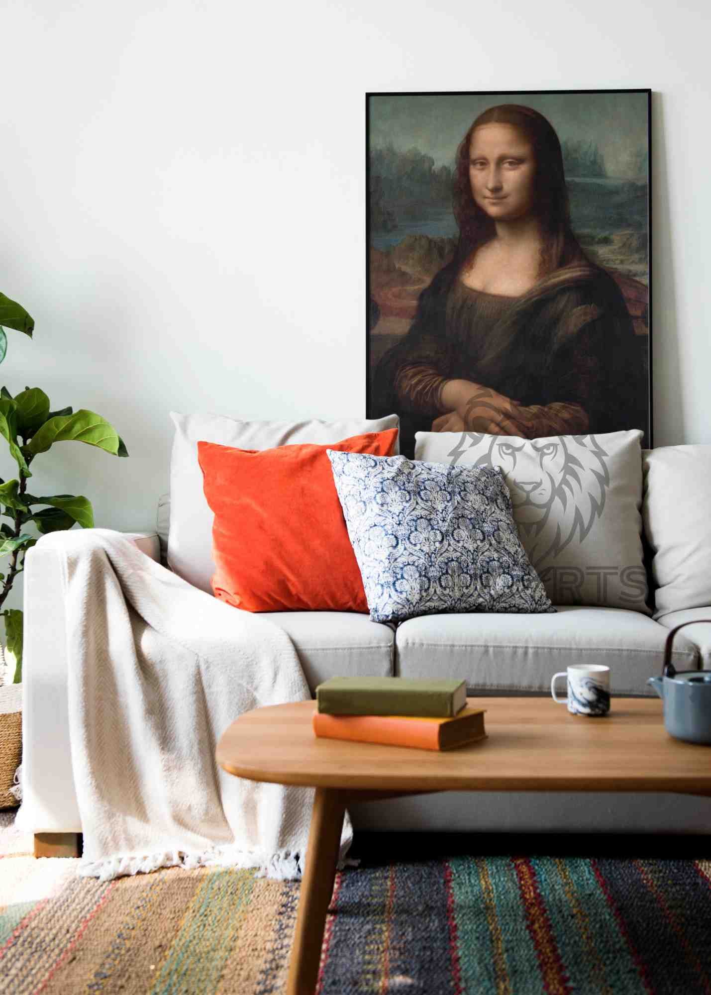 Leonardo da Vinci's Portrait of Mona Lisa del Giocondo (between 1503 and 1506) famous painting.